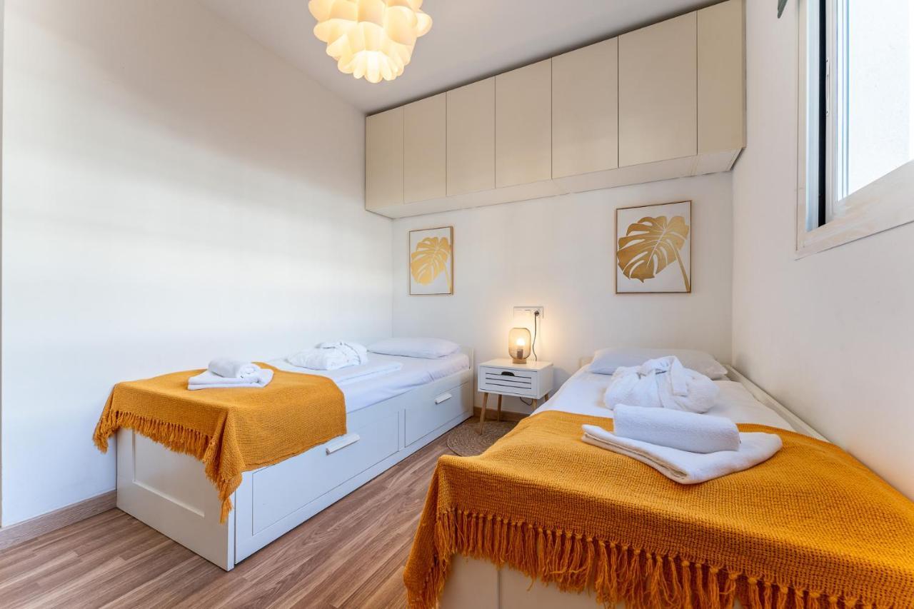 Spacious 2bed Family In Puerto Marina Apartment *