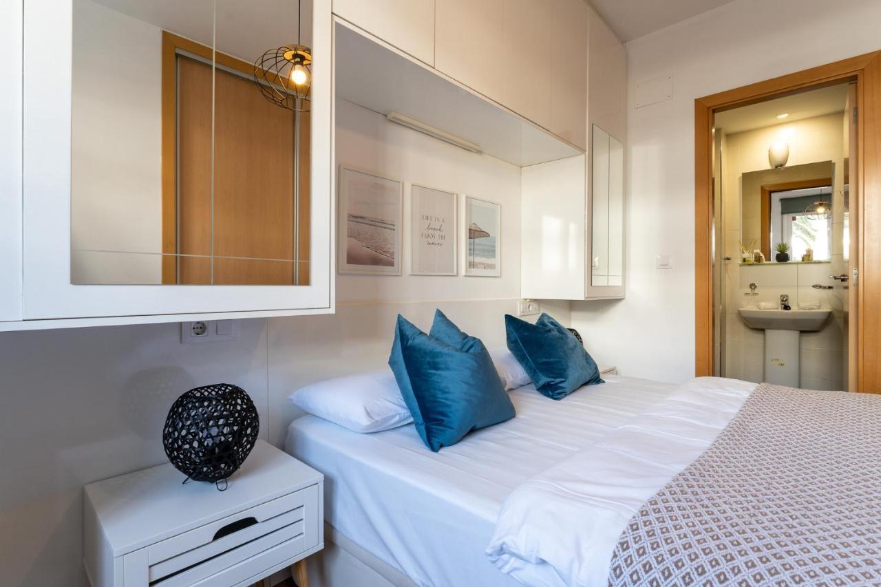 Spacious 2bed Family In Puerto Marina